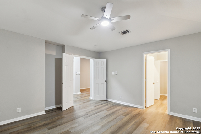 Listing photo id 11 for 4742 Highland Farm