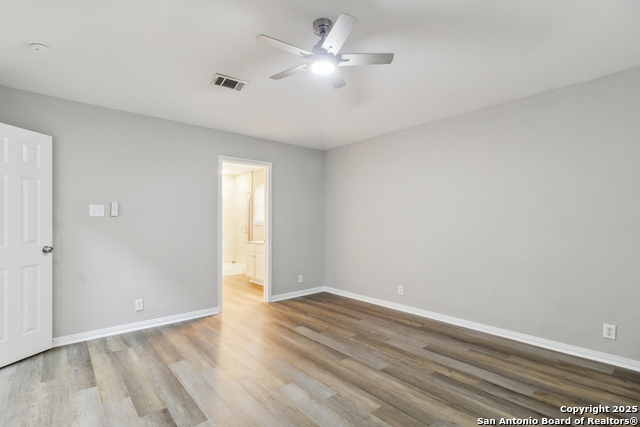 Listing photo id 12 for 4742 Highland Farm