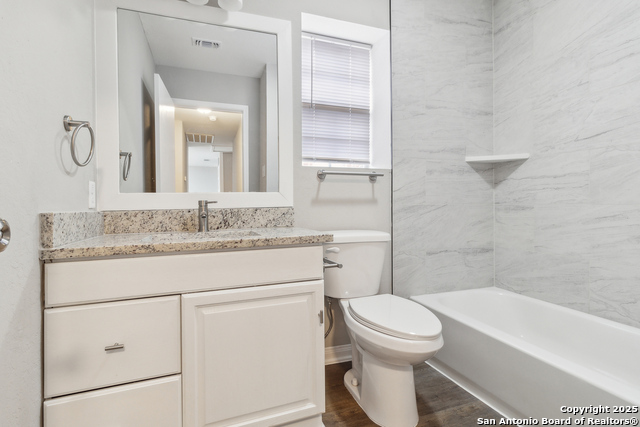 Listing photo id 18 for 4742 Highland Farm