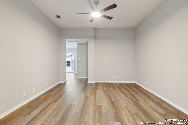 Listing photo id 3 for 4742 Highland Farm