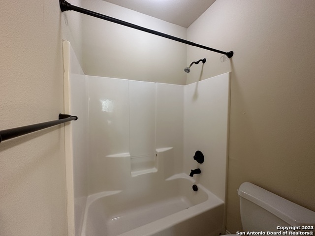 Image 13 of 21 For 304 Rosalie Dr