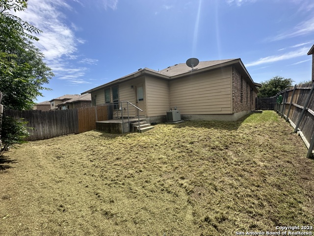 Image 21 of 21 For 304 Rosalie Dr