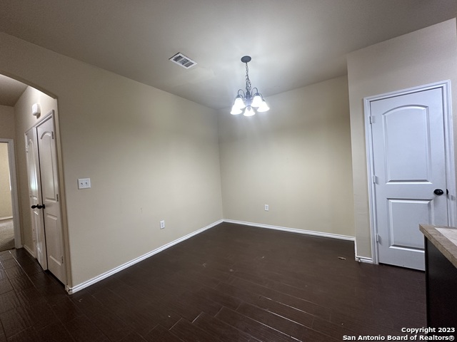 Image 4 of 21 For 304 Rosalie Dr