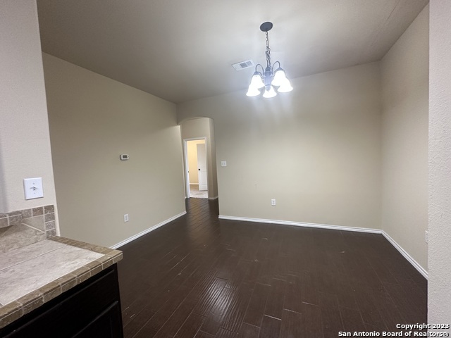 Image 8 of 21 For 304 Rosalie Dr
