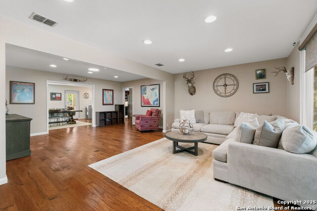 Image 6 of 29 For 2114 Lawndale
