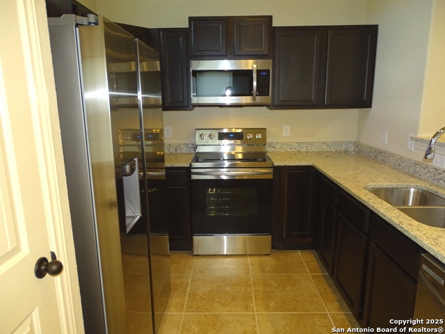 Image 11 of 29 For 13910 Annas Way  102