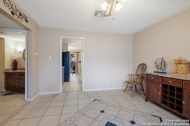 Listing photo id 12 for 7622 Lynn Anne