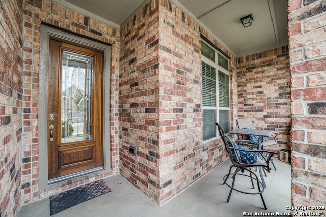 Listing photo id 0 for 2023 Wilby Lane