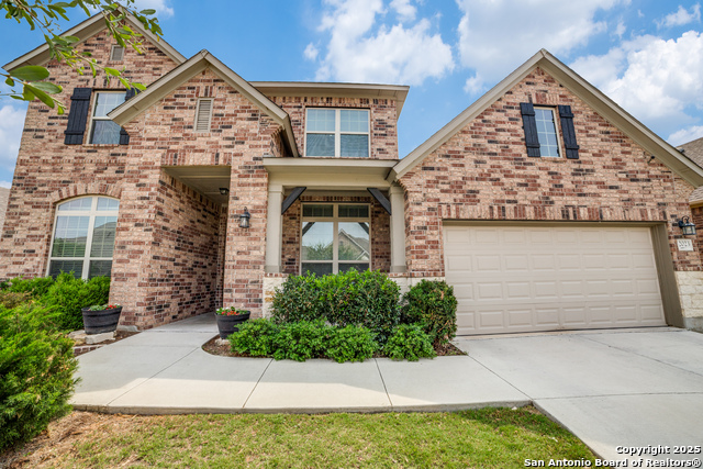 Listing photo id 2 for 2023 Wilby Lane