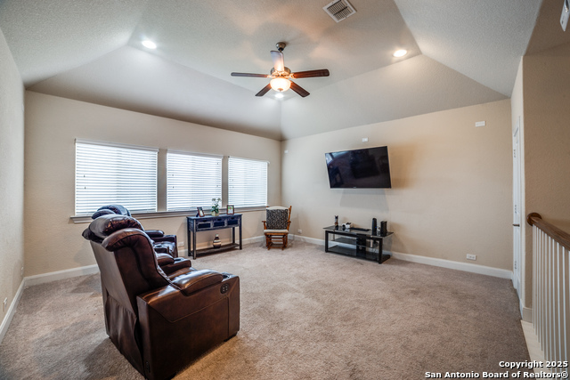Listing photo id 38 for 2023 Wilby Lane