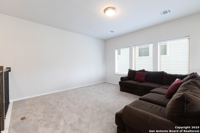 Listing photo id 15 for 2617 River Pointe