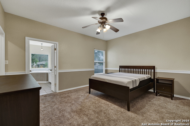 Listing photo id 11 for 141 Rio Grande