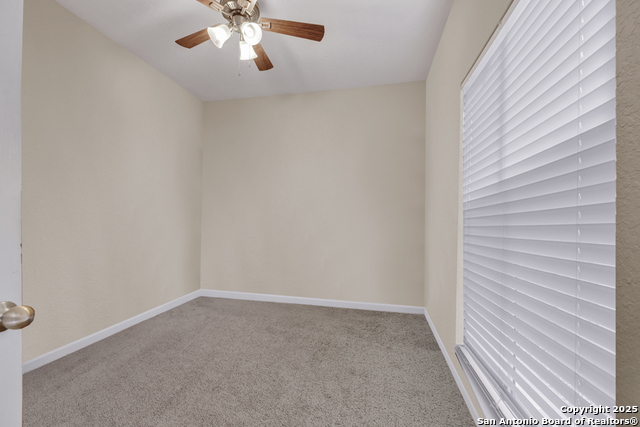 Listing photo id 18 for 141 Rio Grande