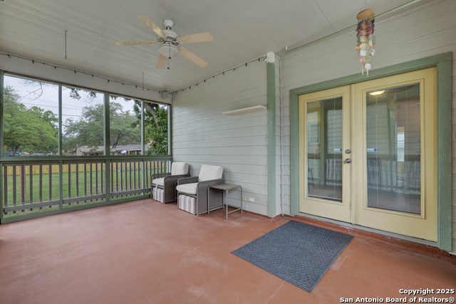 Listing photo id 21 for 141 Rio Grande