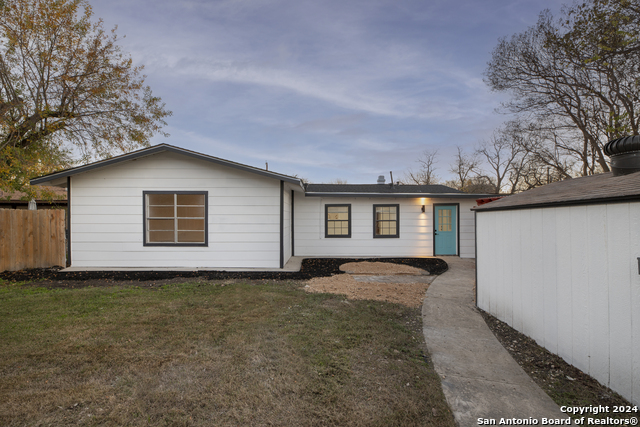 Image 39 of 48 For 636 Southeast Terrace