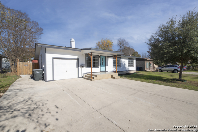 Image 41 of 48 For 636 Southeast Terrace