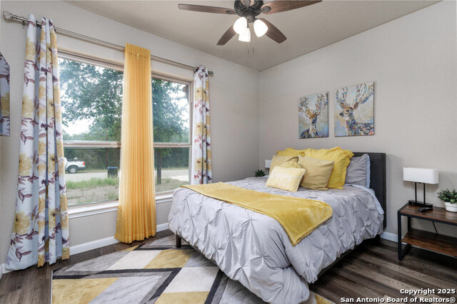 Image 23 of 29 For 1547 Bonnyview Drive