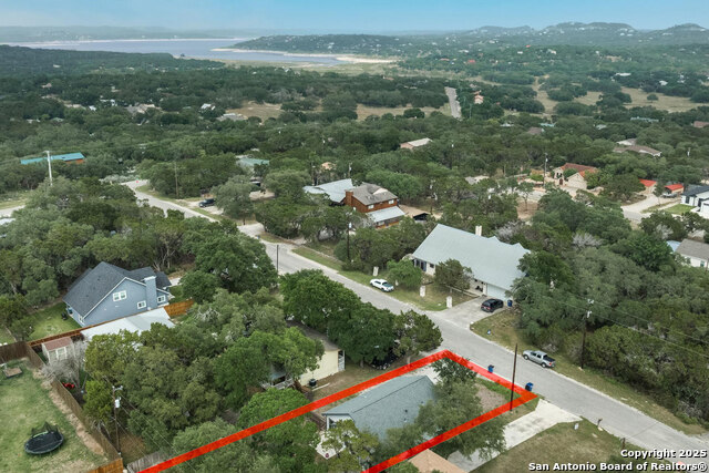 Image 9 of 29 For 1547 Bonnyview Drive