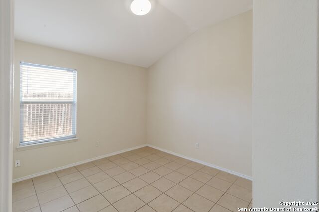 Image 15 of 22 For 9726 Copper Rock