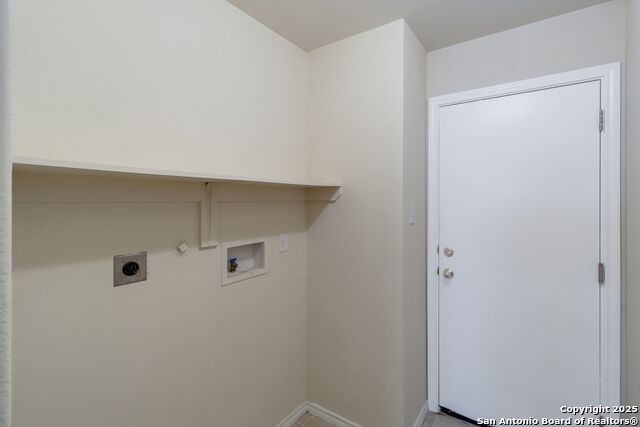 Image 18 of 22 For 9726 Copper Rock