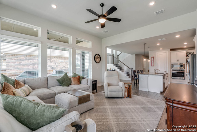 Image 2 of 43 For 22806 Rio Salado
