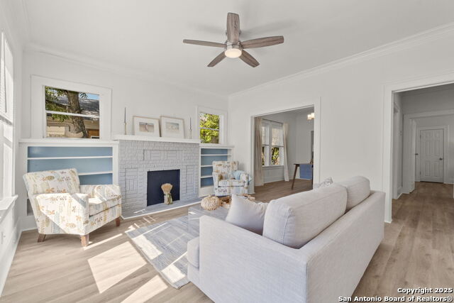 Image 7 of 26 For 2629 Houston St E