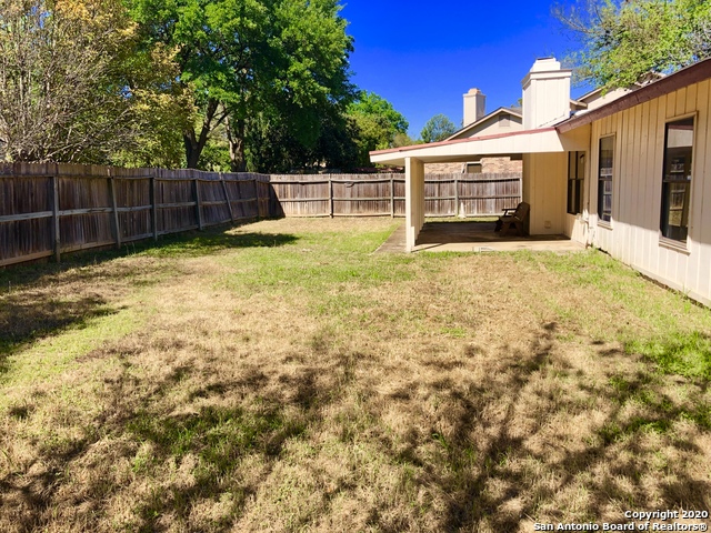 Image 19 of 24 For 2107 Crested Walk Dr