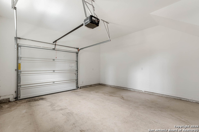 Image 31 of 32 For 210 Poplar St W 108