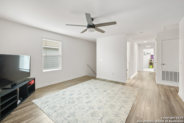 Listing photo id 19 for 12855 Cygnus