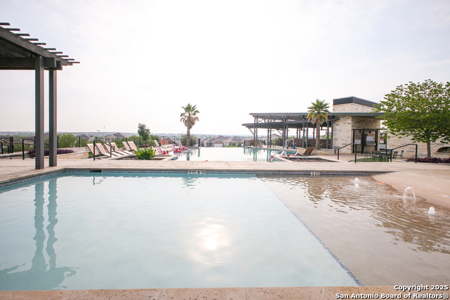 Listing photo id 48 for 12855 Cygnus