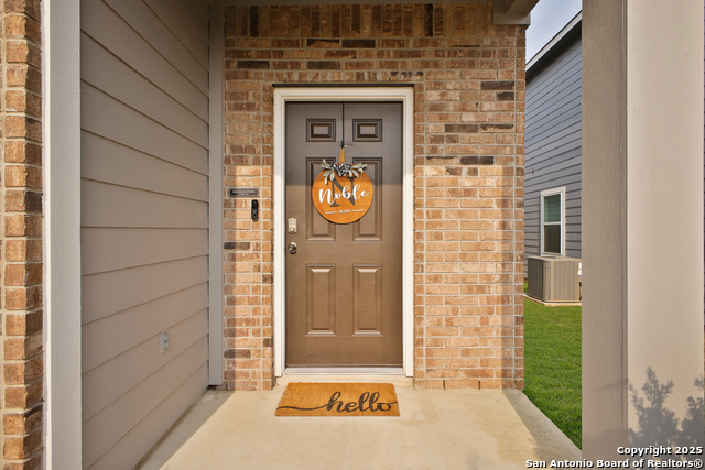 Listing photo id 4 for 12855 Cygnus
