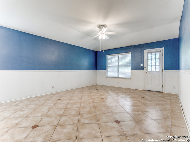 Image 15 of 32 For 14342 Markham Ln