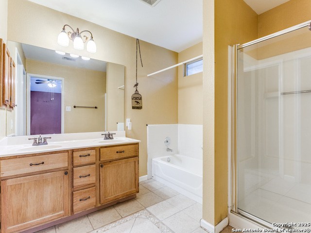 Image 20 of 32 For 14342 Markham Ln