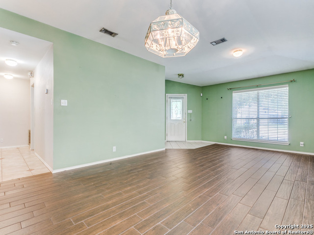 Image 3 of 32 For 14342 Markham Ln