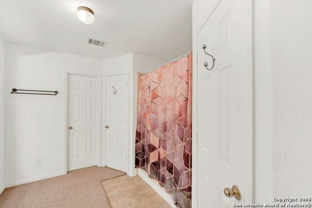 Listing photo id 20 for 847 Orchard Park