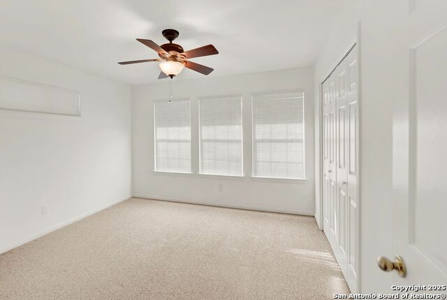 Listing photo id 29 for 847 Orchard Park