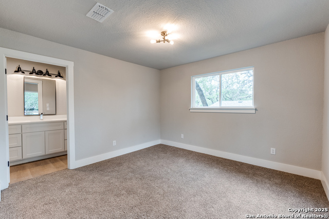 Image 17 of 29 For 1071 Diamondhead Dr