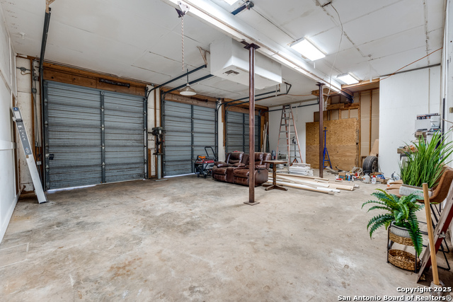 Image 22 of 29 For 1071 Diamondhead Dr