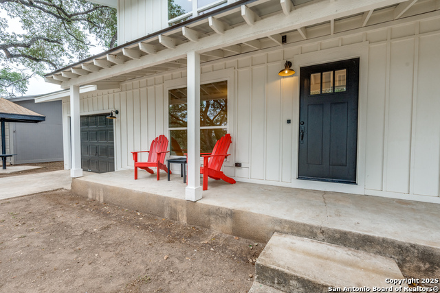 Image 3 of 29 For 1071 Diamondhead Dr