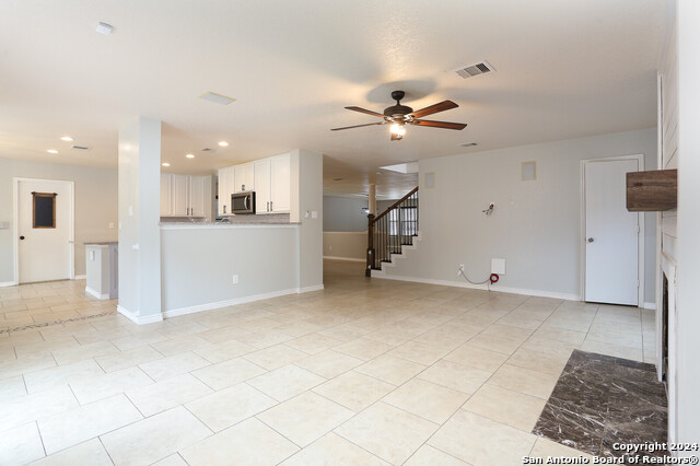 Image 9 of 30 For 514 Mathis  