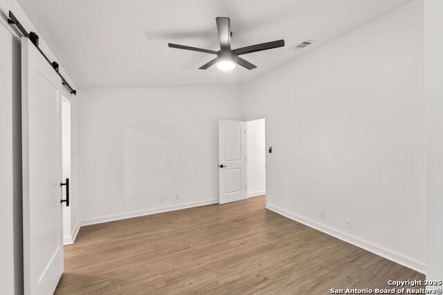 Image 17 of 44 For 2718 Old Field Dr  101