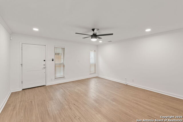 Image 2 of 44 For 2718 Old Field Dr  101