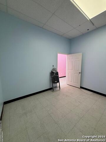 Listing photo id 14 for 8521 Bandera Rd 1