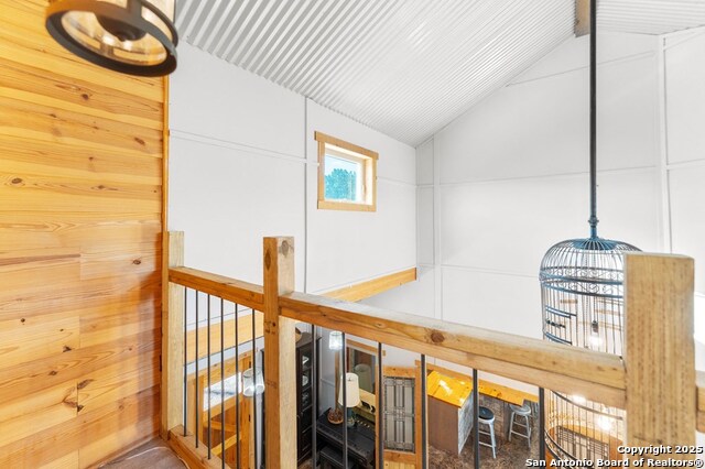 Listing photo id 22 for 231 Doris Dr
