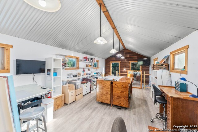 Listing photo id 25 for 231 Doris Dr