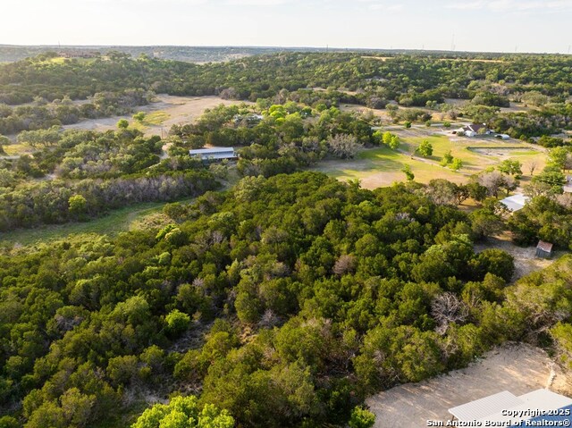 Listing photo id 46 for 231 Doris Dr