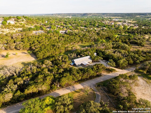 Listing photo id 49 for 231 Doris Dr