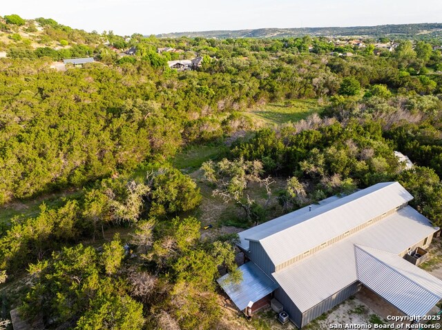 Listing photo id 53 for 231 Doris Dr
