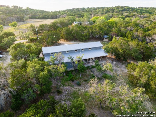 Listing photo id 55 for 231 Doris Dr