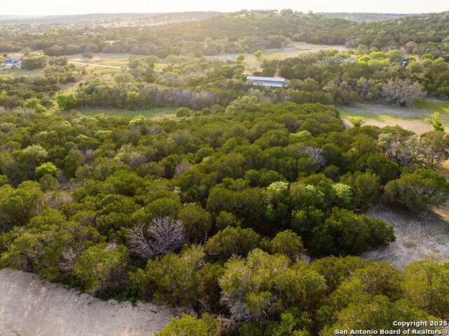 Listing photo id 56 for 231 Doris Dr